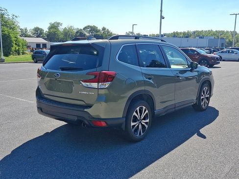 Used 2019 Subaru Forester Limited AWD/4WD image 4
