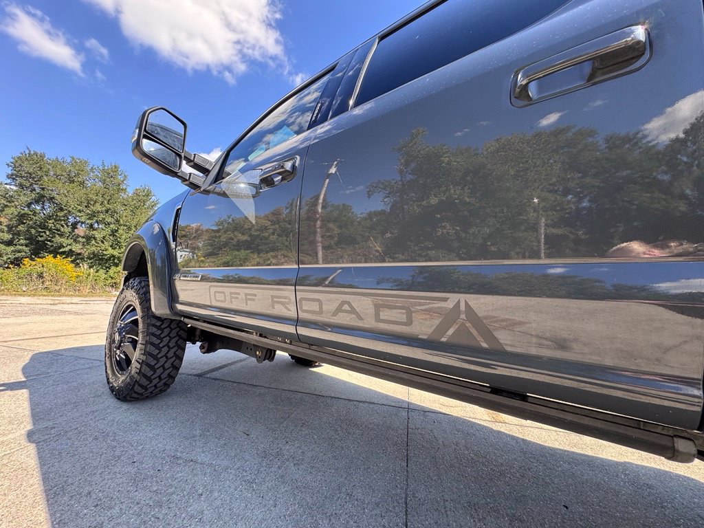 Used 2021 Ford F350 Lariat w/ Lariat Ultimate Package AWD/4WD image 14