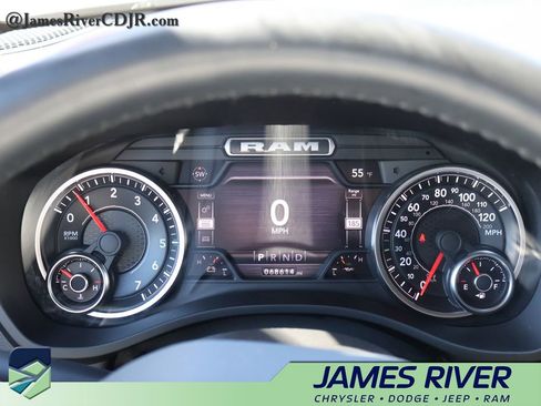 Used 2022 RAM 1500 Big Horn AWD/4WD image 28