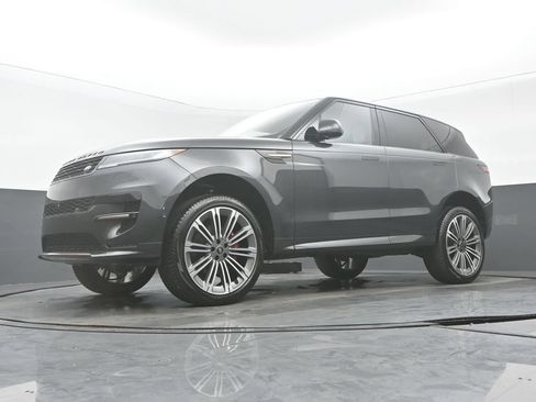 Used 2024 Land Rover Range Rover Sport Dynamic SE AWD/4WD image 31