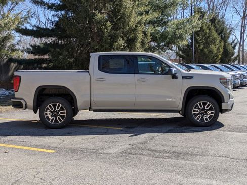 New 2026 GMC Sierra 1500 AT4 w/ AT4 Premium Package AWD/4WD image 8