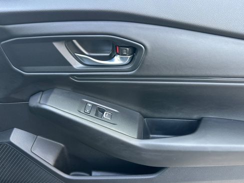 Used 2023 Honda Accord EX image 19