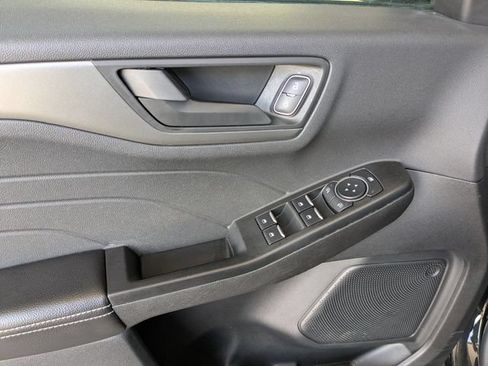 Used 2025 Ford Escape Active AWD/4WD image 20