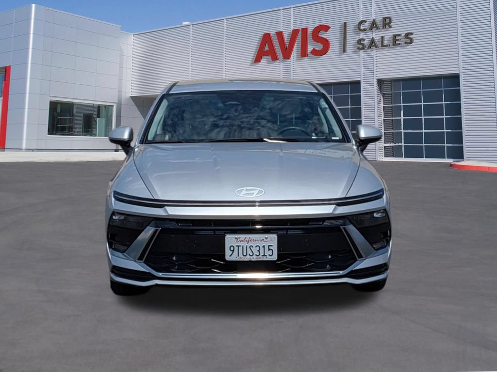 Used 2025 Hyundai Sonata SEL FWD image 2