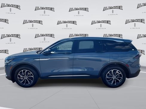 Certified 2025 Lincoln Nautilus Premier AWD/4WD image 2