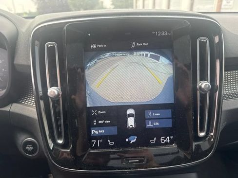 Used 2021 Volvo XC40 T5 R-Design AWD/4WD image 16