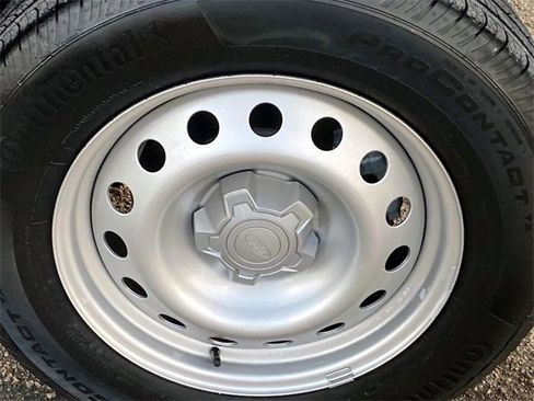 Used 2025 Ford Maverick XL image 27