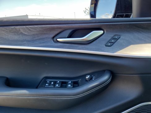 Used 2021 Jeep Grand Cherokee L Limited image 17