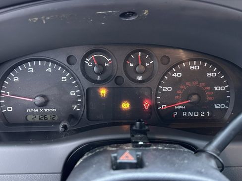 Used 2010 Ford Ranger XL image 18