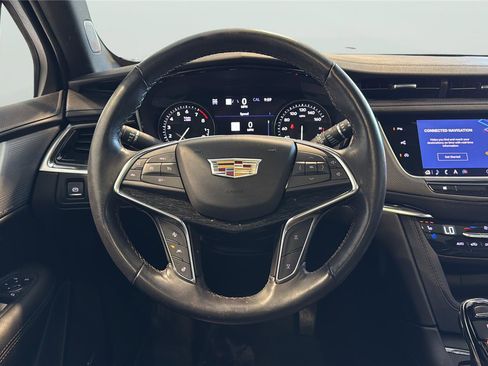 Used 2023 Cadillac XT5 Premium Luxury w/ Technology Package AWD/4WD image 14