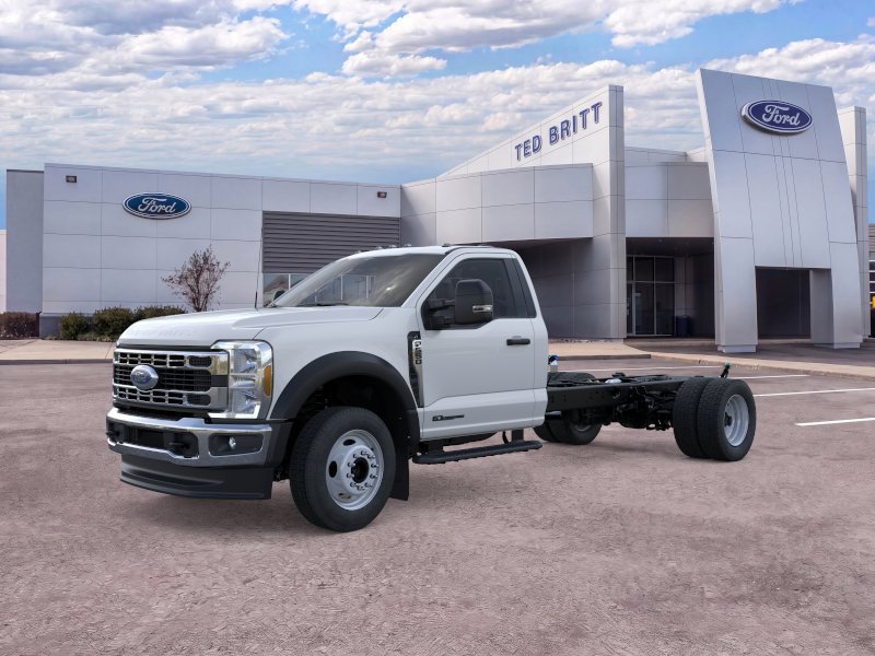 New 2026 Ford F550 4x4 Regular Cab Super Duty image 2