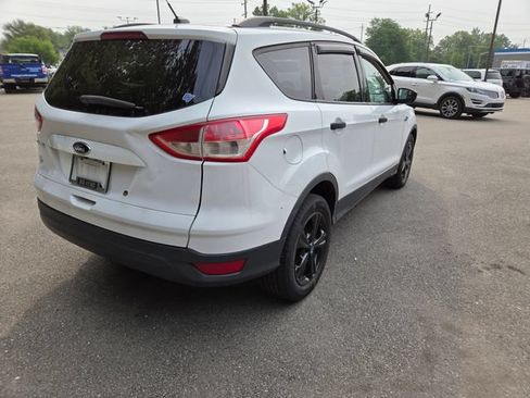 Used 2014 Ford Escape S w/ Equipment Group 101B FWD image 6