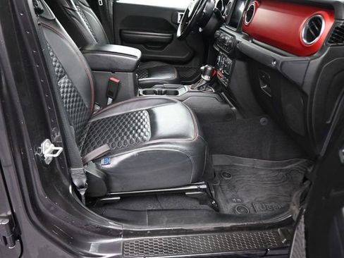 Used 2021 Jeep Gladiator Rubicon image 11