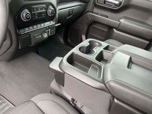 Used 2024 Chevrolet Silverado 1500 Custom Trail Boss w/ LPO, Dark Essentials Package image 11