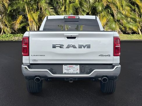 Used 2025 RAM 1500 Limited AWD/4WD image 7