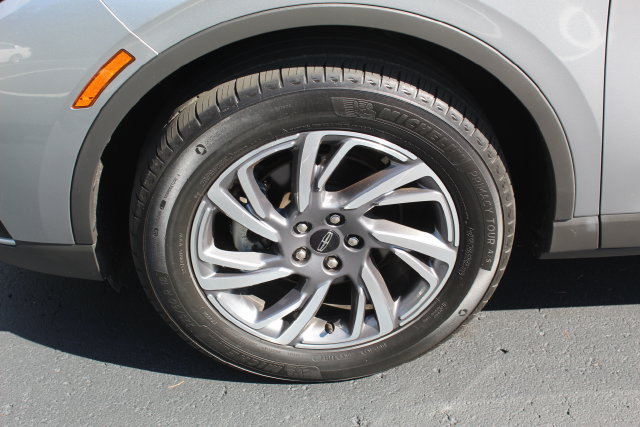 Certified 2023 Lincoln Corsair AWD image 12