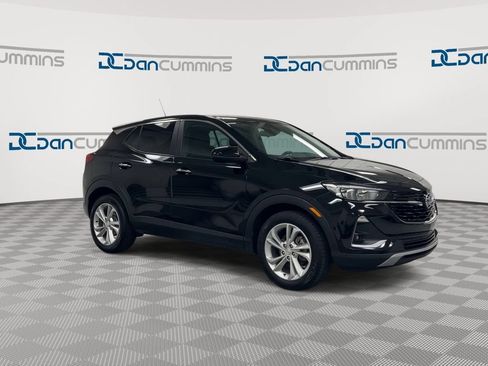 Used 2023 Buick Encore GX Preferred FWD image 2