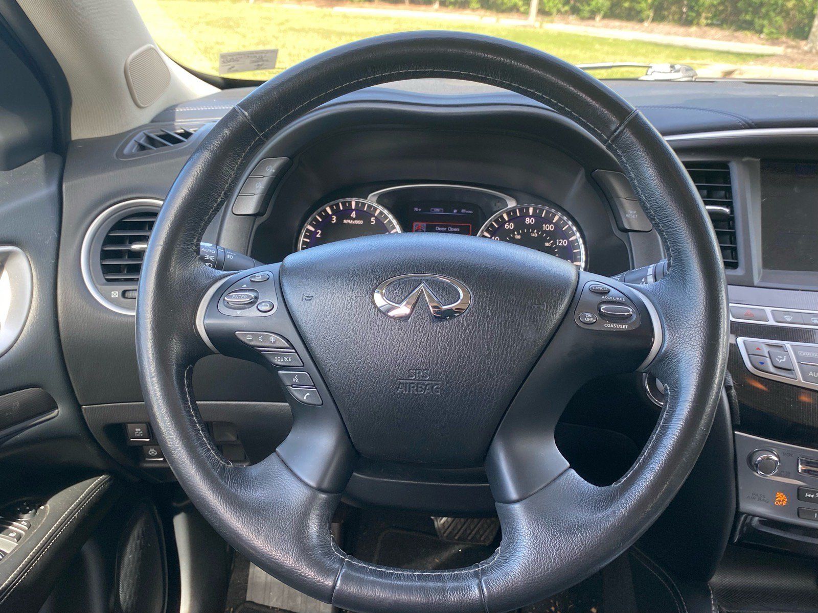 Used 2018 INFINITI QX60 FWD w/ Premium Plus Package image 6