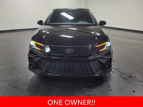 Used 2026 Toyota Camry XSE w/ Premium Plus Package AWD/4WD image 3
