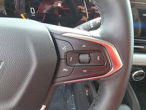 Used 2025 Chevrolet TrailBlazer LT w/ Convenience Package image 19