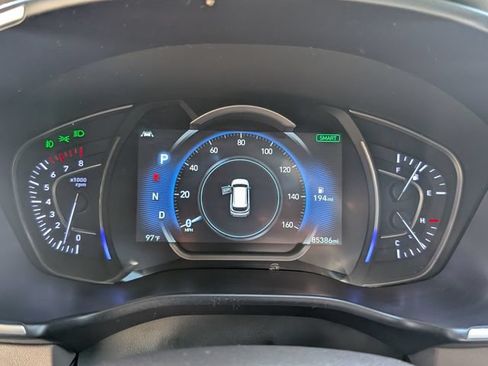 Used 2019 Hyundai Santa Fe SEL FWD image 18