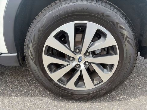 Used 2022 Subaru Outback Premium AWD/4WD image 10