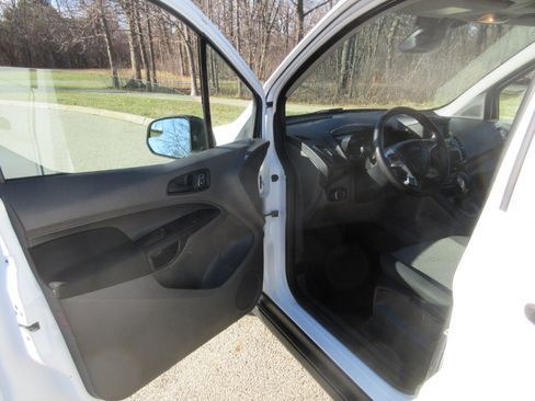 Used 2020 Ford Transit Connect XL image 27