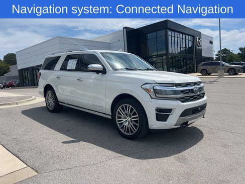 Used 2022 Ford Expedition Max Platinum AWD/4WD image 3