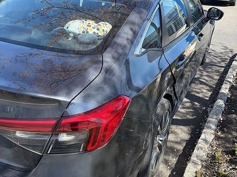 Used 2022 Honda Civic EX image 9