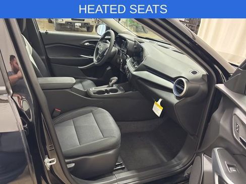 New 2026 Chevrolet Trax LS w/ LS Convenience Package FWD image 12