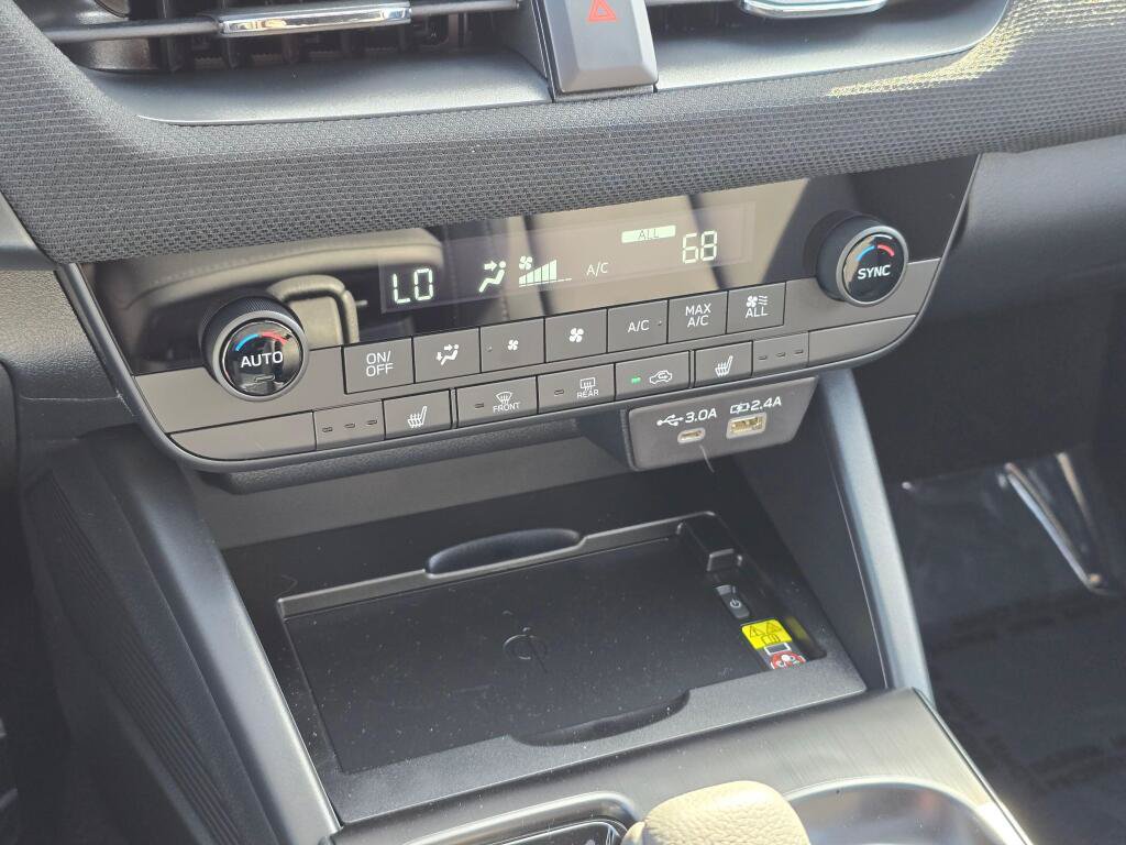 New 2026 Subaru Outback Limited AWD/4WD image 25
