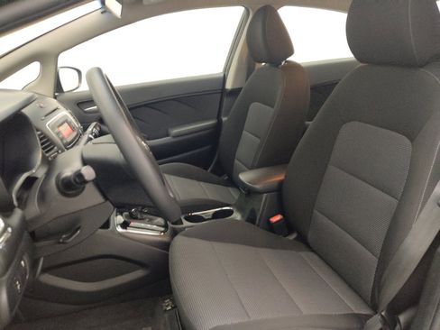 Used 2018 Kia Forte LX FWD image 17
