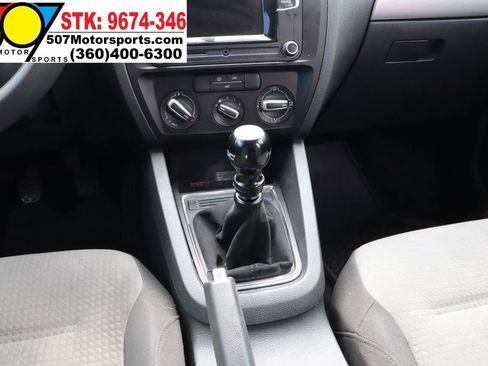 Used 2017 Volkswagen Jetta S FWD image 17