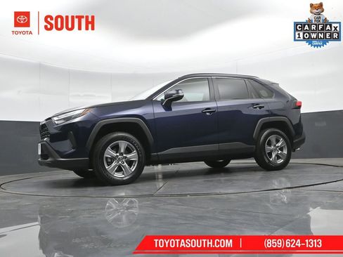 Used 2025 Toyota RAV4 XLE AWD/4WD image 40