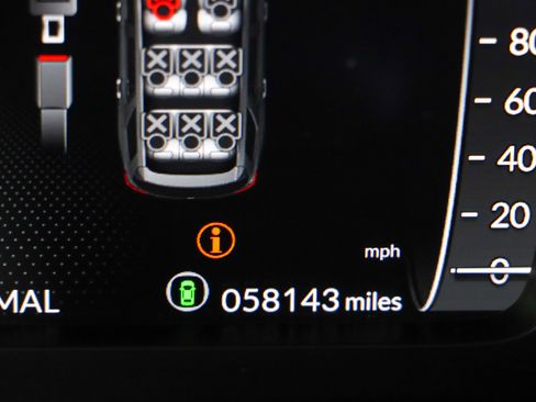 Used 2024 Honda Pilot Elite image 16