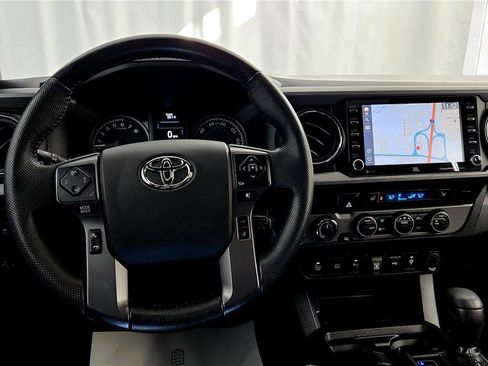 Used 2023 Toyota Tacoma TRD Off-Road image 25
