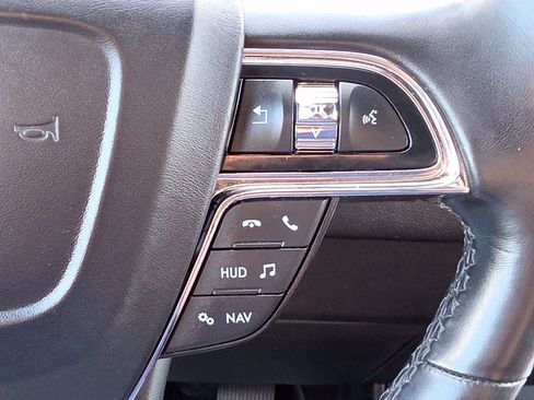Used 2018 Lincoln Navigator Select w/ Technology Package AWD/4WD image 24