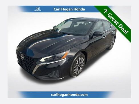 Used 2023 Nissan Altima 2.5 SV AWD/4WD image 1