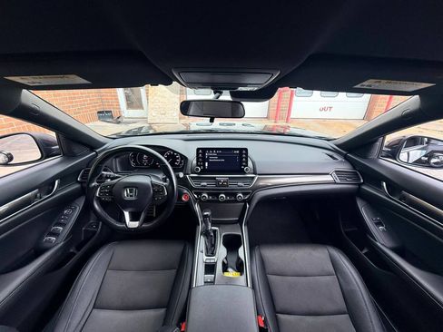 Used 2020 Honda Accord Sport image 19