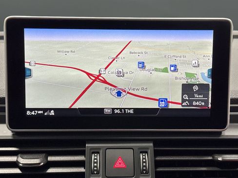 Used 2019 Audi SQ5 Prestige w/ Prestige Package image 10