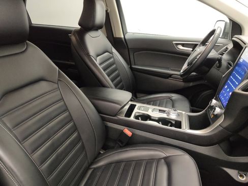 Used 2023 Ford Edge SEL image 21