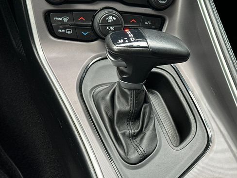 Used 2022 Dodge Challenger GT image 22