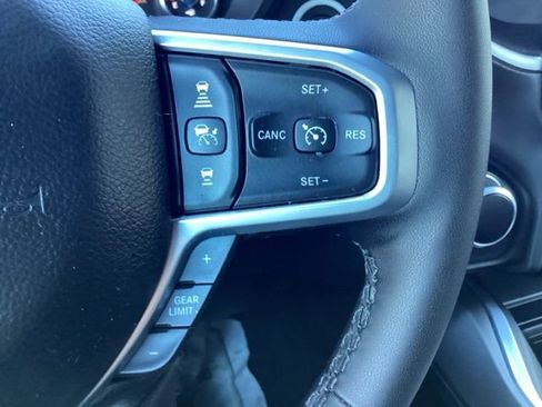 Certified 2025 RAM 1500 Big Horn image 24