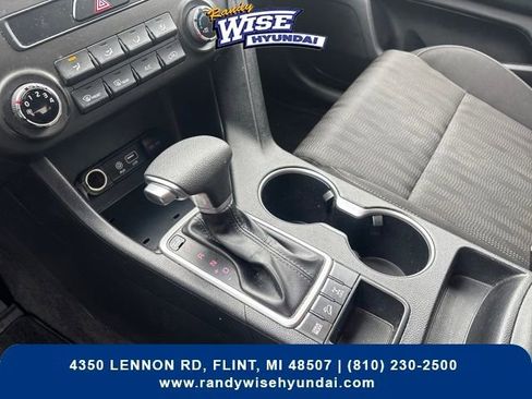 Used 2017 Kia Sportage LX image 22