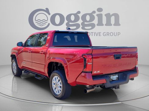 Used 2024 Toyota Tacoma SR5 AWD/4WD image 3