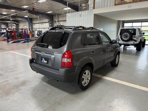 Used 2008 Hyundai Tucson SE FWD image 7