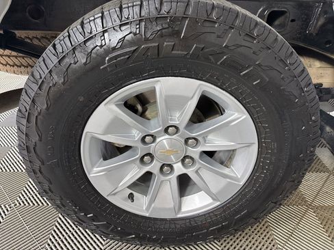 Used 2023 Chevrolet Silverado 1500 LT w/ Work Truck Package image 30