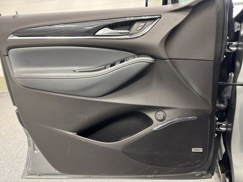 Used 2023 Buick Enclave Essence w/ Experience Buick Package image 27