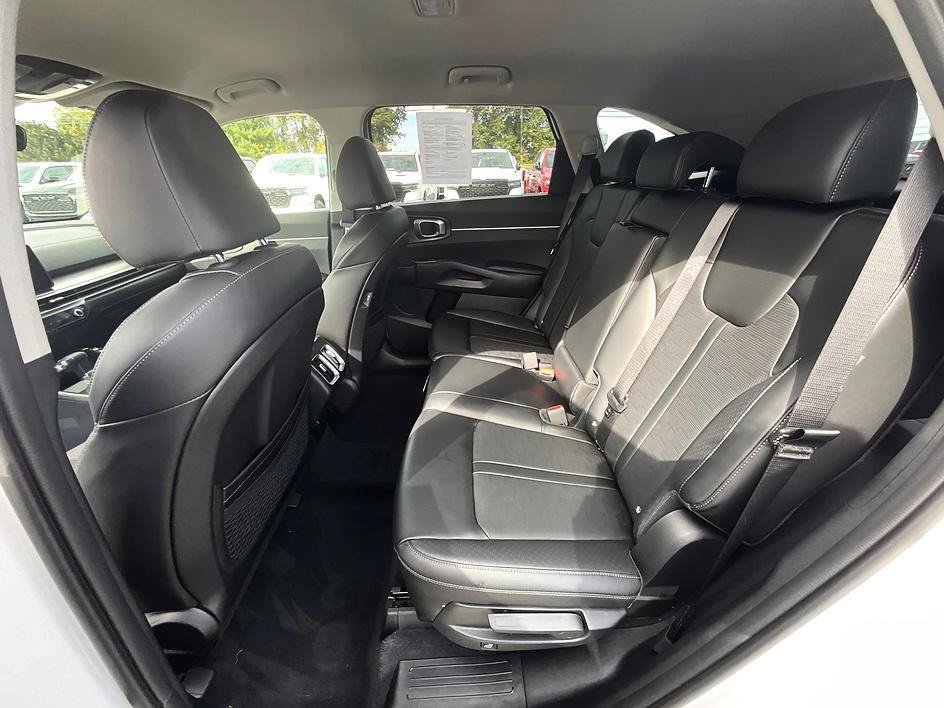 Used 2026 Kia Sorento S AWD/4WD image 25