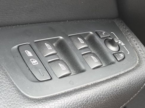 Used 2020 Volvo XC60 T5 Inscription AWD/4WD image 30